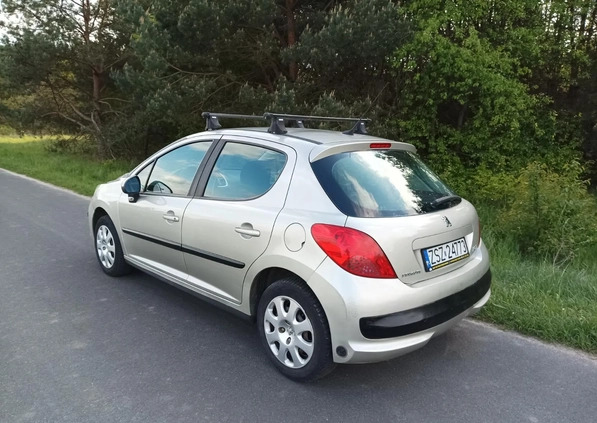 Peugeot 207 cena 7800 przebieg: 320000, rok produkcji 2007 z Sława małe 37